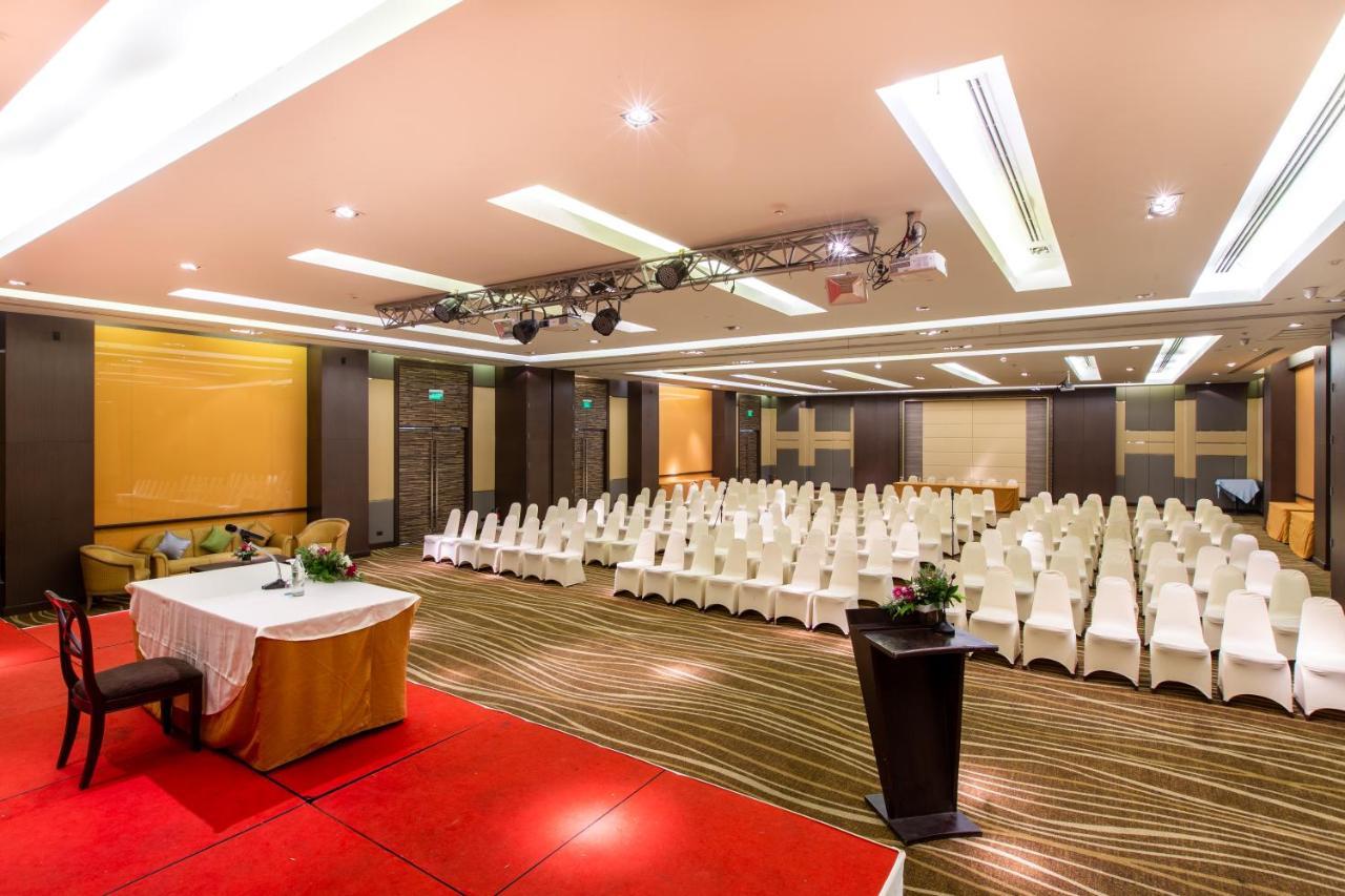 בנגקוק Mida Hotel Don Mueang Airport מראה חיצוני תמונה