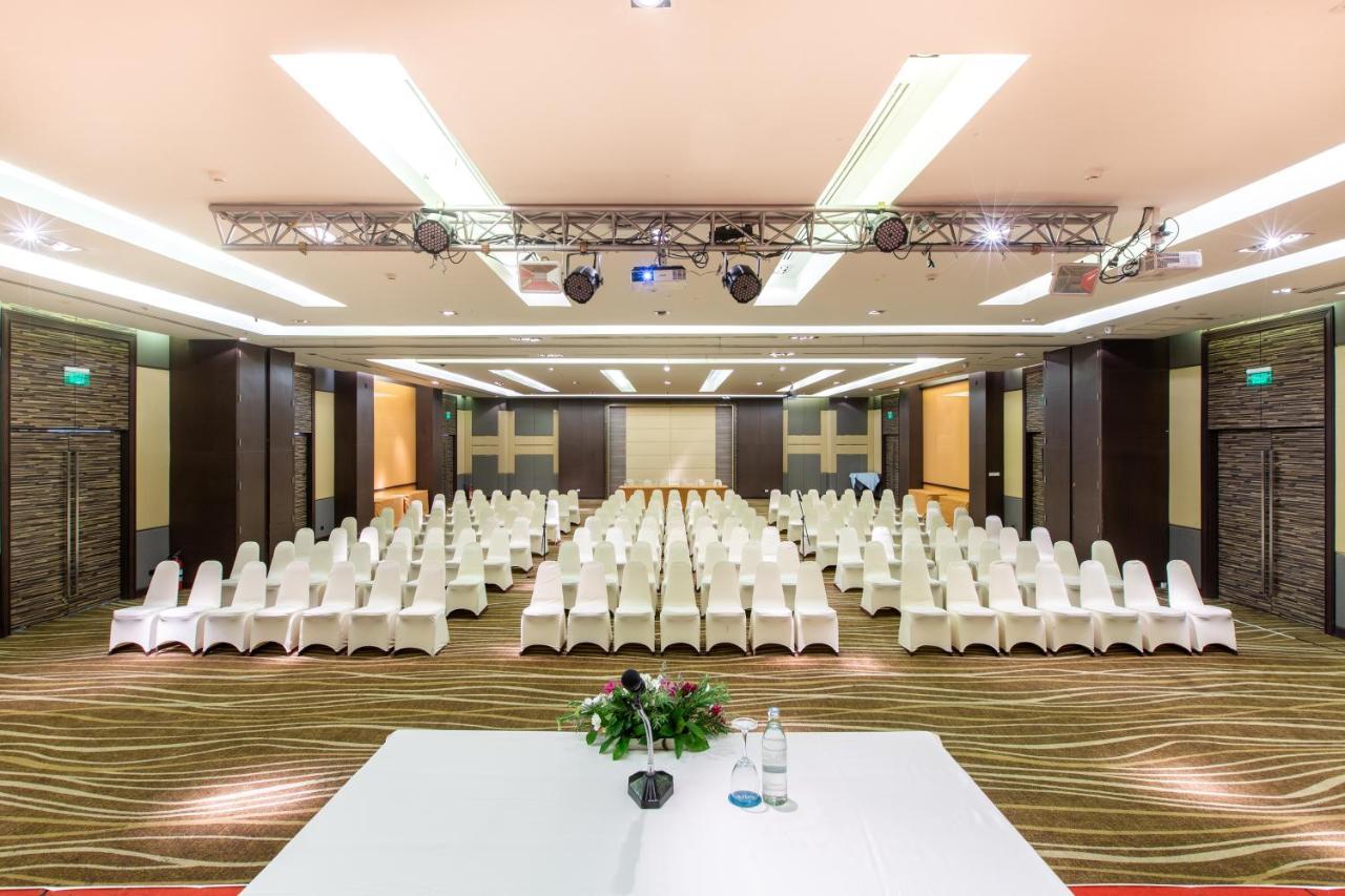 בנגקוק Mida Hotel Don Mueang Airport מראה חיצוני תמונה